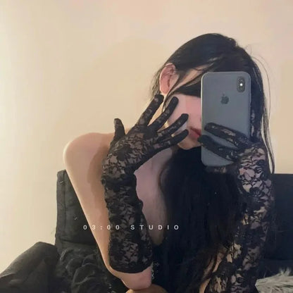 Shadowlace Gloves